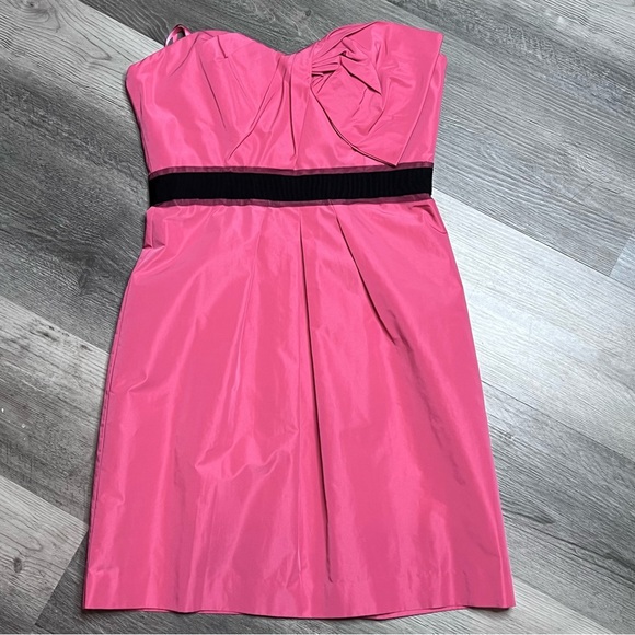 NWT BCBGMaxAzria Size 4 Strapless Cocktail Dress Mini Bow Sheath Neon Pink y2k - Picture 2 of 11